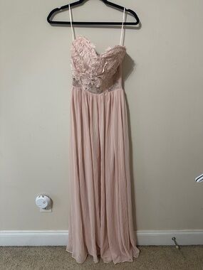NWT Maniju Blush Formal Dress